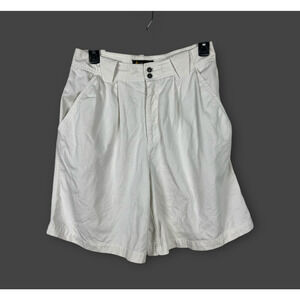 Liz Claiborne Liz sport Size 8 Vintage 80s 90s High Rise White Denim Jean Shorts